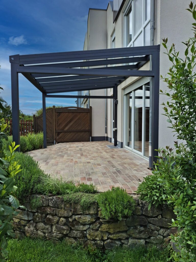 Lewens Markise und moderne Terrassenüberdachung in Leverkusen – Elsfen Bauelemente
