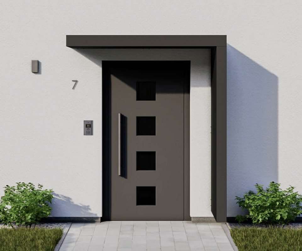 “Moderne Haustür in Grau mit Glas-Einsatz und Seitenteil – energieeffizient und einbruchssicher.”