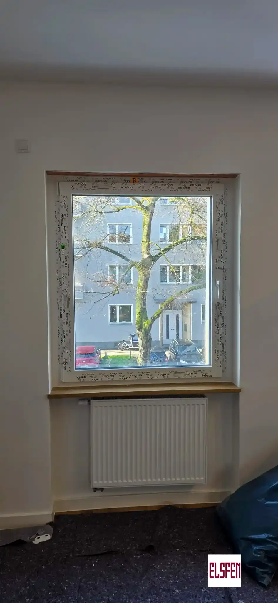 Schüco Kunststofffenster mit integriertem Heizkörper - Komplette Heizungs- und Fensterlösung von Elsfen Leverkusen