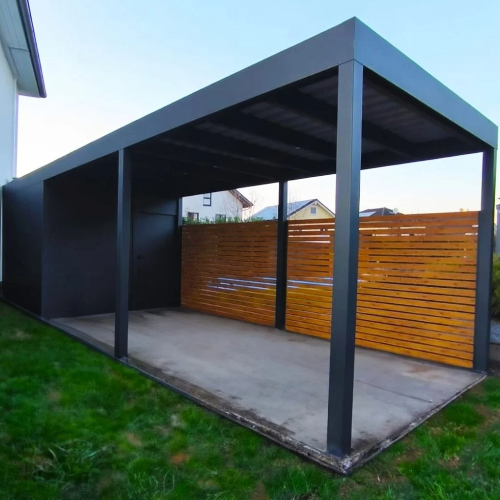 Metall-Carport in Anthrazit mit Geräteraum und Seitenwand