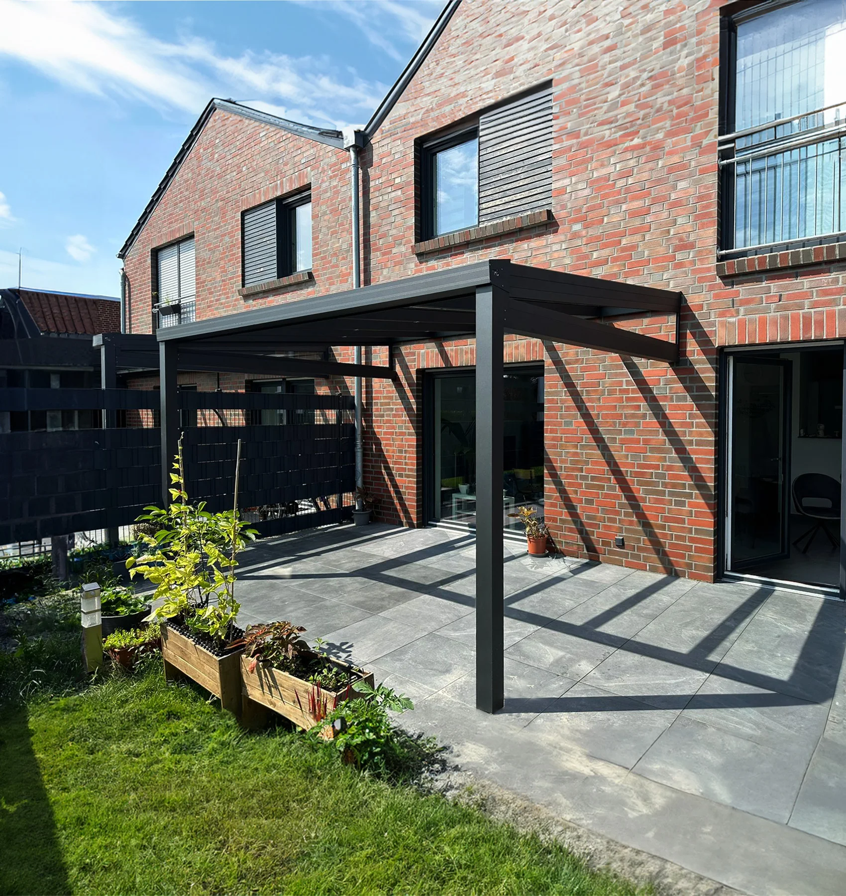 Terrassenüberdachung Aluminium Anthrazit Klinker Balkon Köln – Elsfen Bauelemente